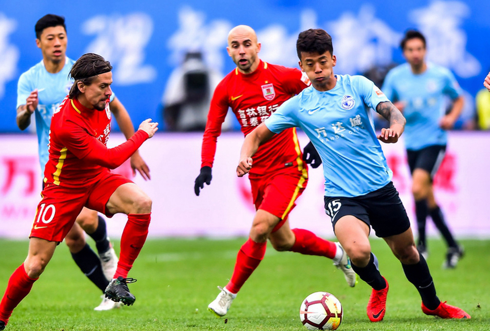 南宫28-包含斯图加特窗口期止住颓势，志在中超名次提升，管理层满意，细节决定成败的词条