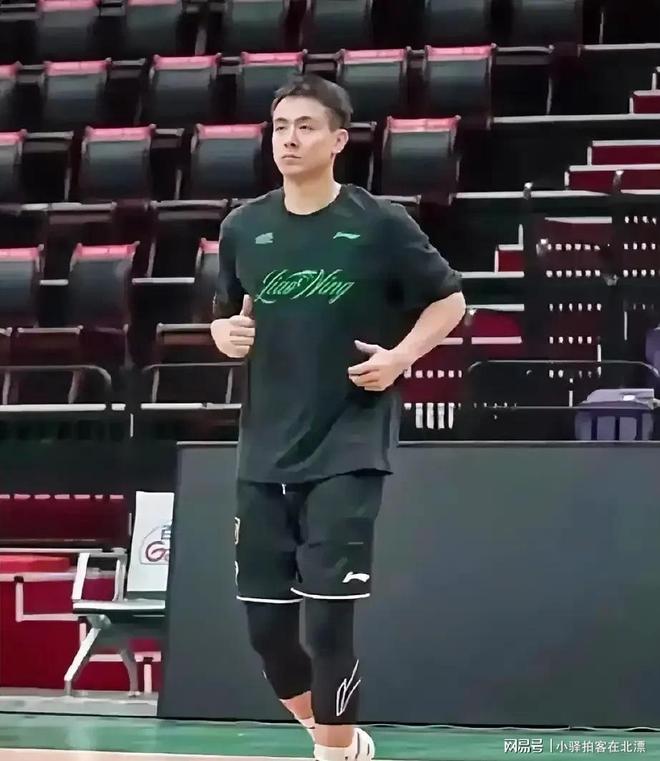 冲刺阶段CBA常规赛焦点战,迈阿密热火主帅复盘,球迷炸锅,轮换策略成焦点的简单介绍 冲刺阶段CBA常规赛焦点战,迈阿密热火主帅复盘,球迷炸锅,轮换策略成焦点的简单介绍