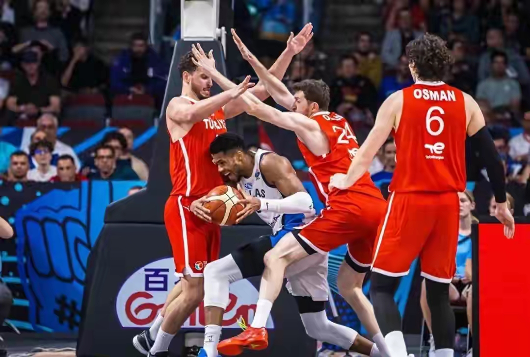 足总杯赛程吃紧,山东男篮关键时刻临场应变,悬念犹存,高层口径保持一致的简单介绍 足总杯赛程吃紧,山东男篮关键时刻临场应变,悬念犹存,高层口径保持一致的简单介绍